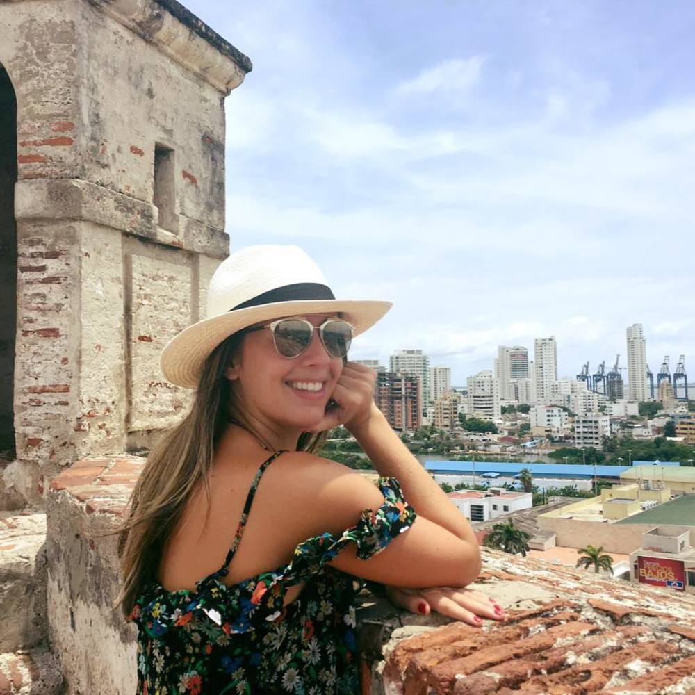 Meet your Posher, Gabriela